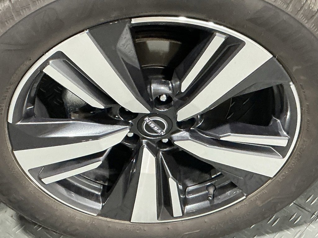 Used 2023 Nissan Rogue Platinum w/ Platinum Premium Package image 14