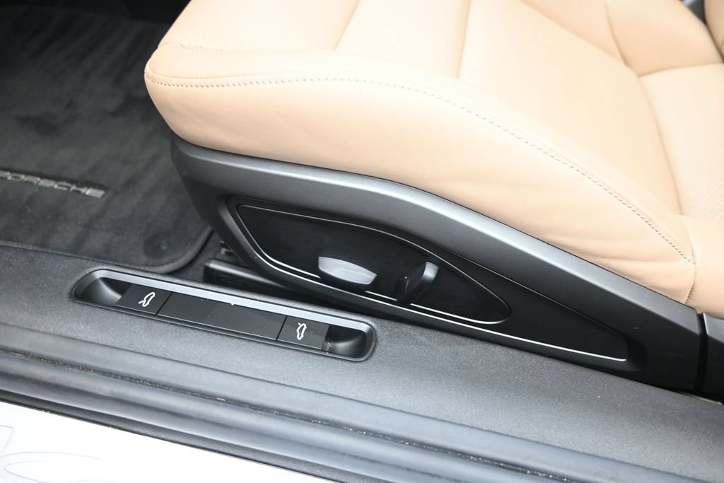 Certified 2024 Porsche 911 Carrera S RWD image 13