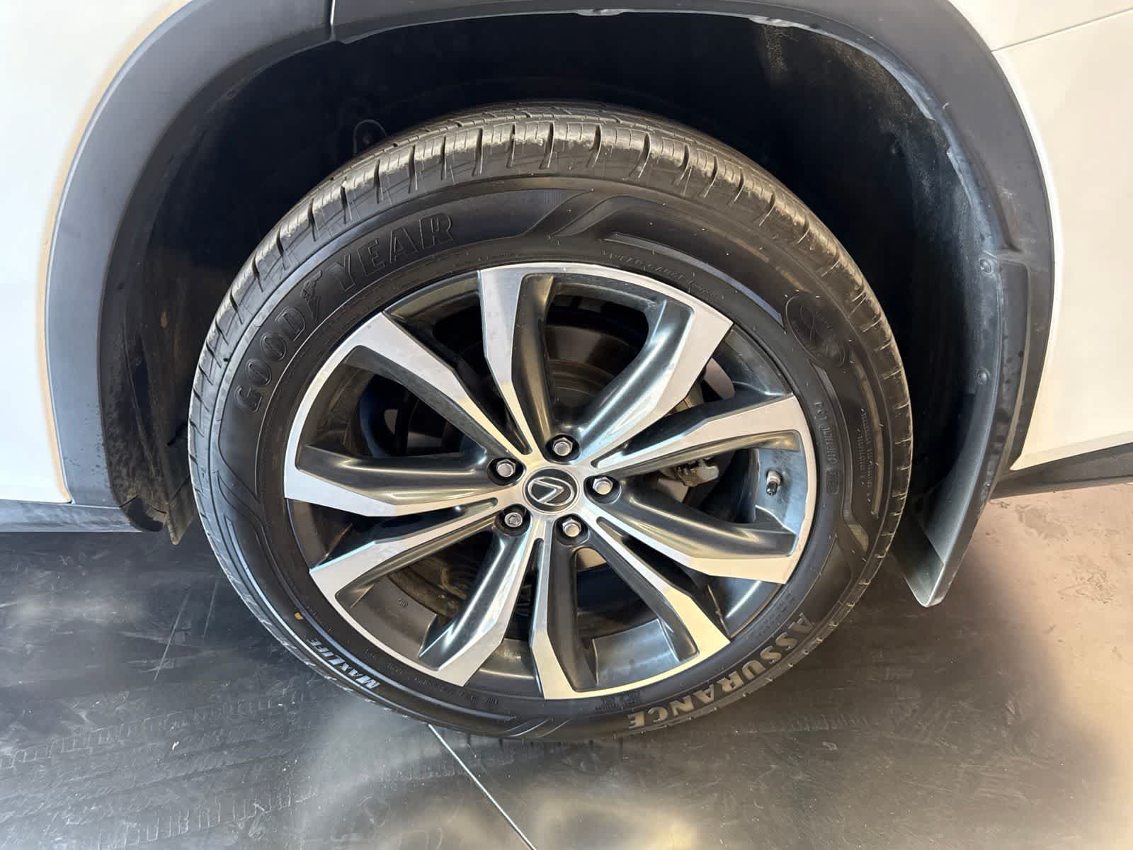Used 2021 Lexus RX 350L FWD w/ Premium Package image 10