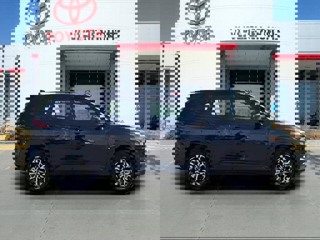 Used 2026 Toyota Corolla Cross S image 8