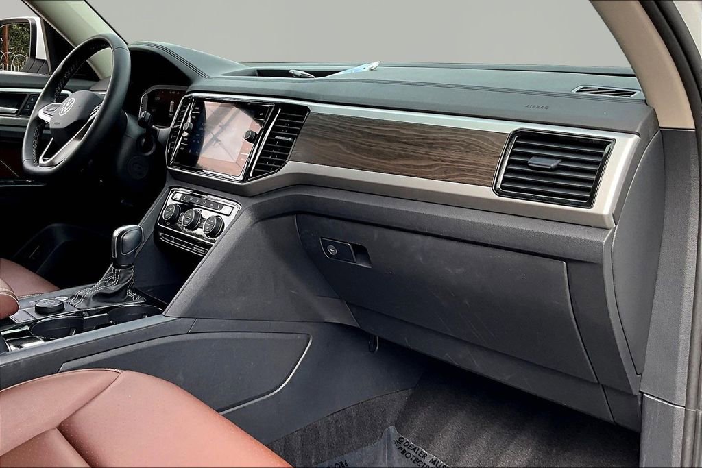 Used 2023 Volkswagen Atlas SE AWD/4WD image 28