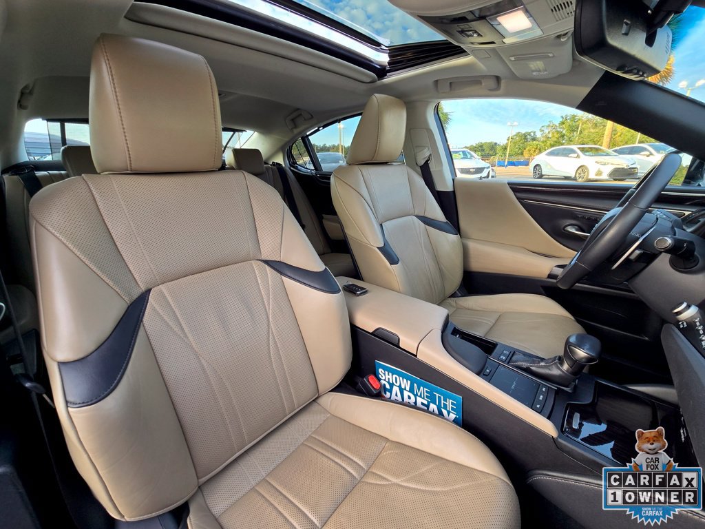 Used 2021 Lexus ES 300h Ultra Luxury w/ Accessory Package FWD image 66