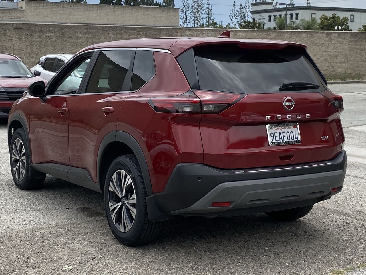 Certified 2023 Nissan Rogue SV FWD image 4