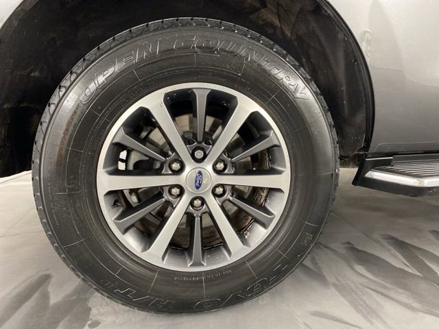 Used 2020 Ford Expedition XLT w/ Equipment Group 202A image 11