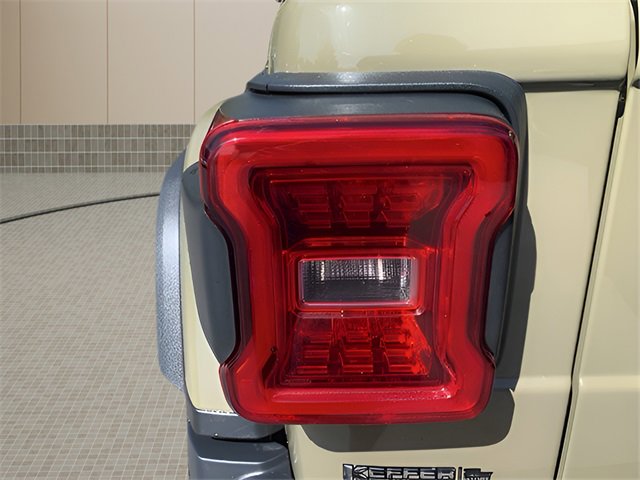 New 2025 Jeep Wrangler Unlimited Rubicon 392 image 13
