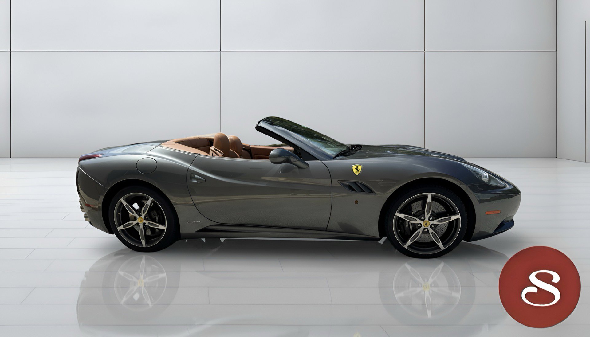 Used 2013 Ferrari California RWD image 9