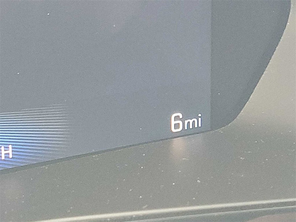 New 2024 Chevrolet Colorado LT w/ LT Convenience Package III image 12