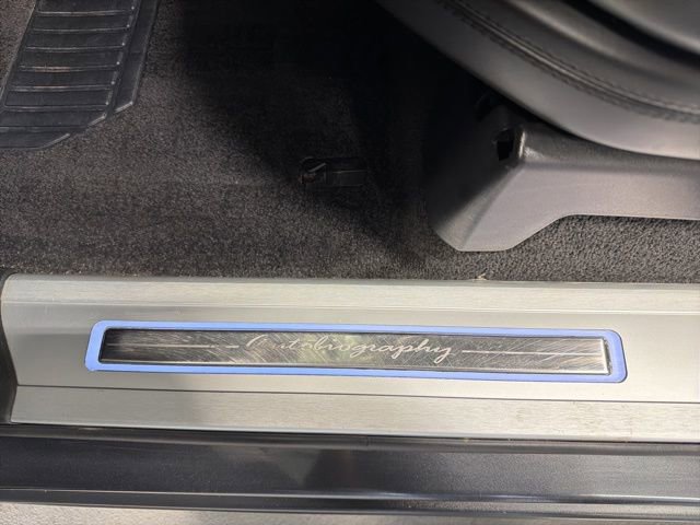 Used 2021 Land Rover Range Rover Autobiography image 11