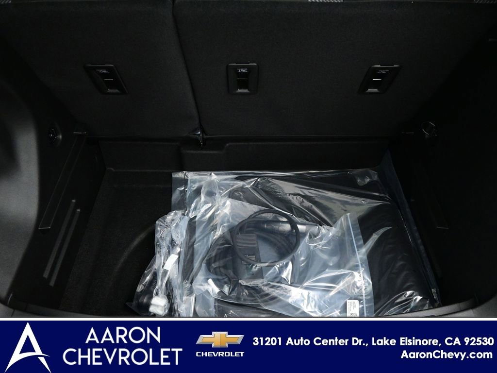 New 2027 Chevrolet Bolt LT w/ Comfort Package image 31