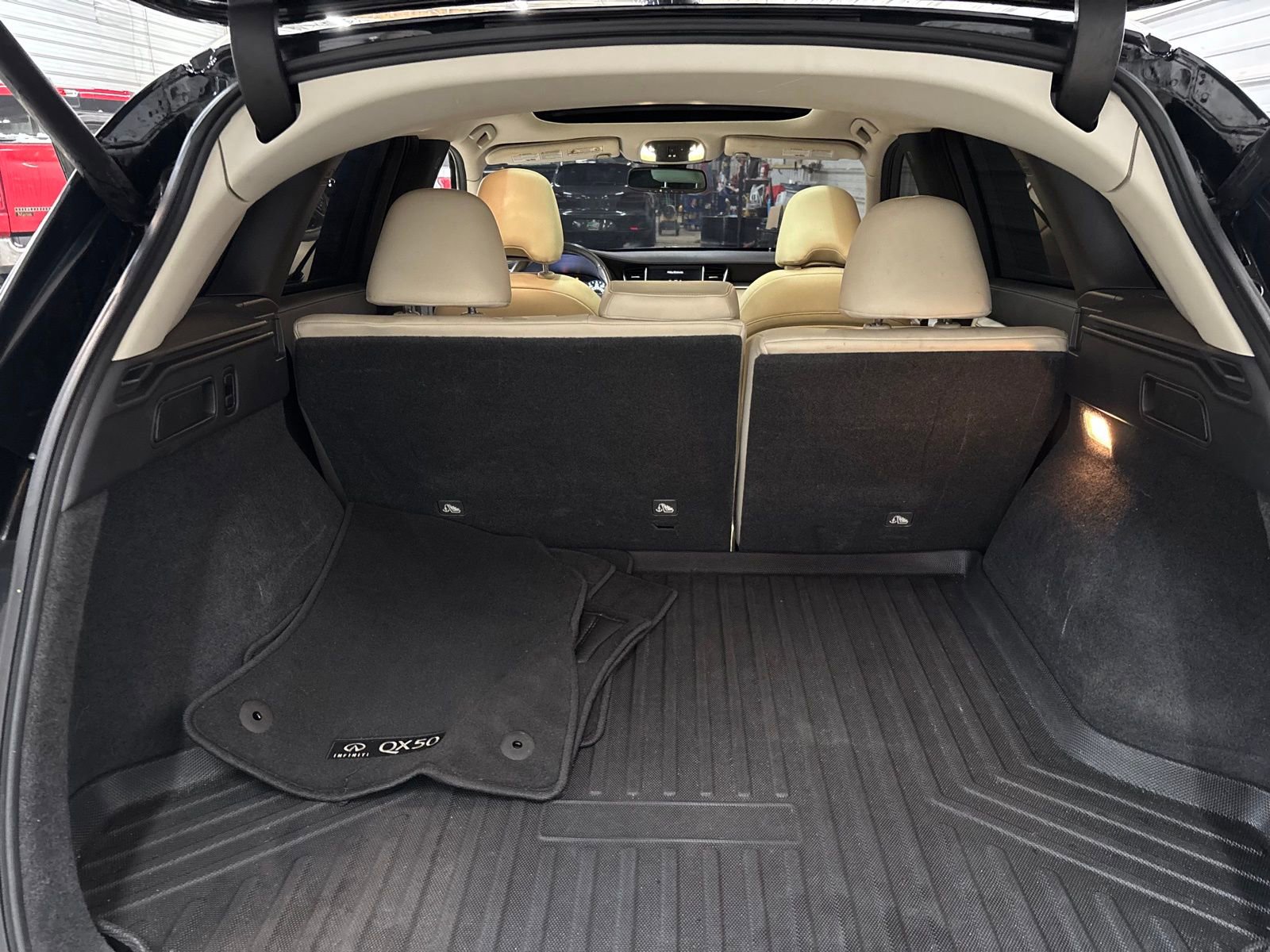 Used 2021 INFINITI QX50 Luxe image 34