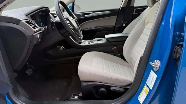 Used 2020 Ford Fusion S image 18