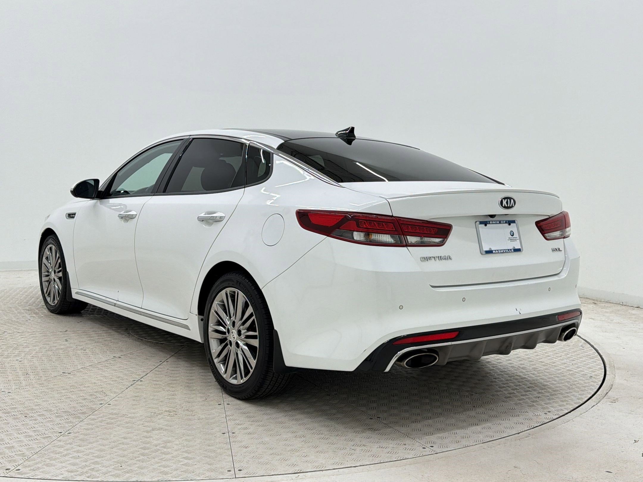 Used 2018 Kia Optima SX w/ Technology Package FWD image 3