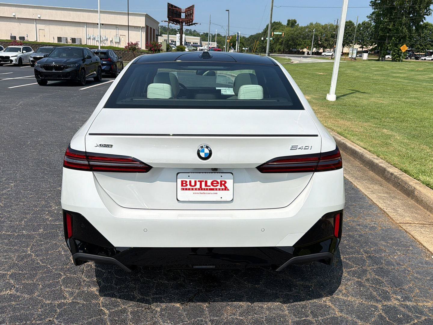 New 2027 BMW 540i xDrive w/ Executive Package AWD/4WD image 5