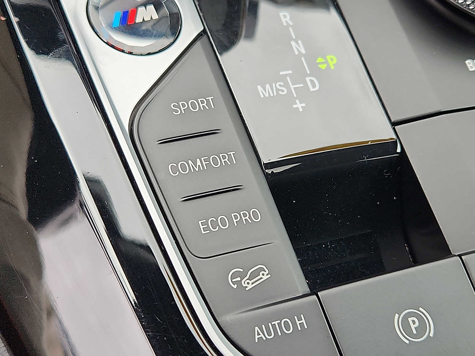 Used 2024 BMW X3 M40i w/ Premium Package image 25