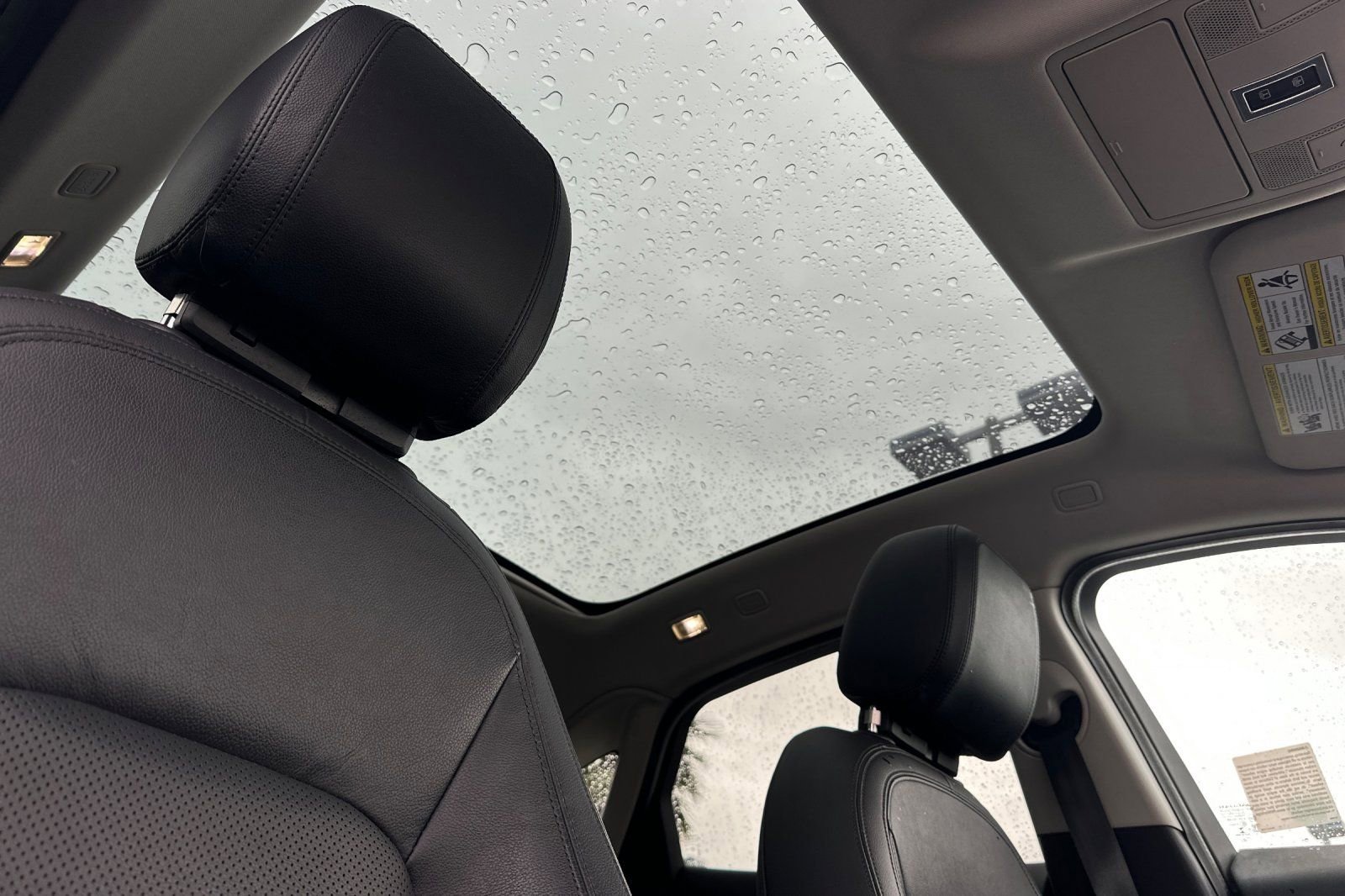 Used 2020 Jaguar E-PACE image 17