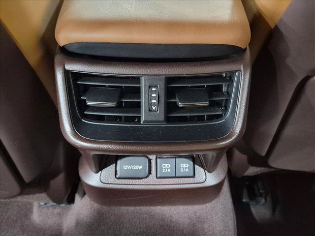 Used 2019 Lexus ES 300h w/ Accessory Package 2 FWD image 18
