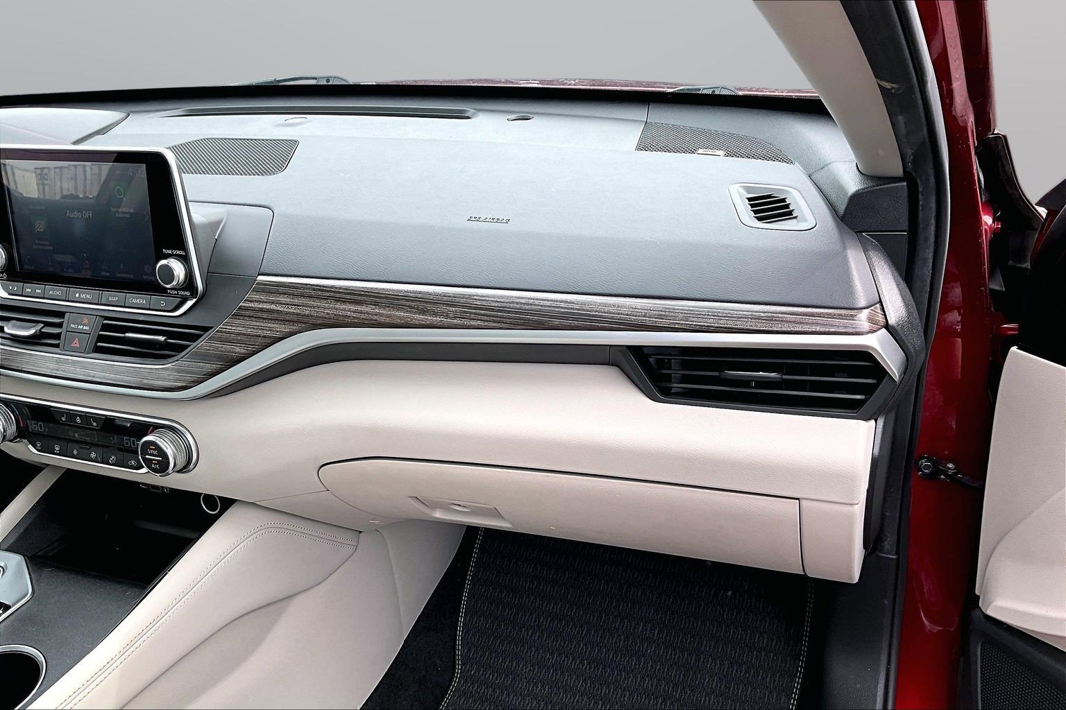 Used 2019 Nissan Altima 2.0 Edition One FWD image 21