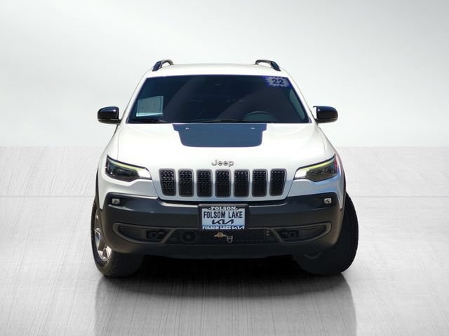 Used 2022 Jeep Cherokee Trailhawk w/ Comfort/Convenience Group AWD/4WD image 2