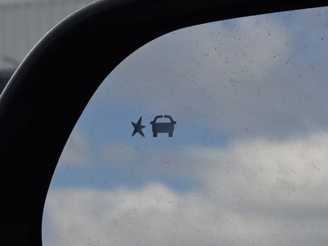 New 2026 GMC Acadia AT4 w/ Luxury Package image 12