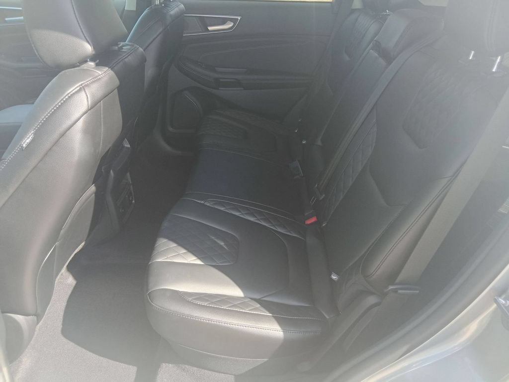 Used 2023 Ford Edge Titanium AWD/4WD image 33