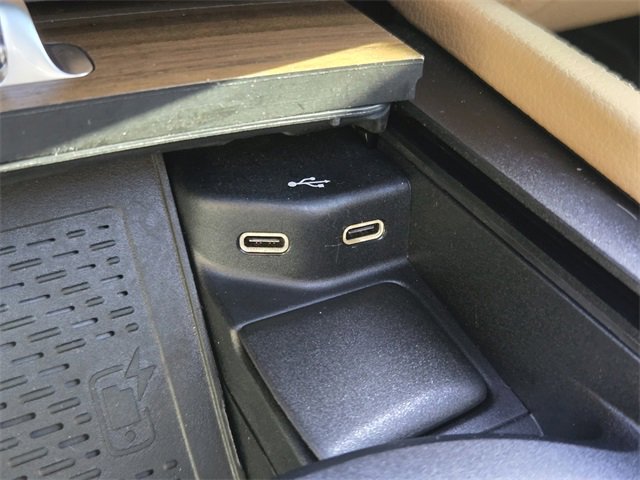 Used 2024 Mercedes-Benz GLS 580 4MATIC image 31