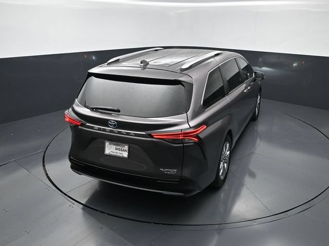 Used 2022 Toyota Sienna Platinum FWD image 35