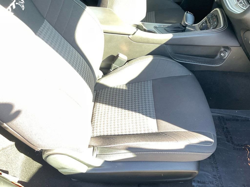 Used 2019 Dodge Challenger SRT Hellcat Redeye image 27