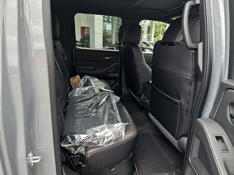 New 2025 Nissan Frontier Pro-X w/ Pro Premium Package image 16