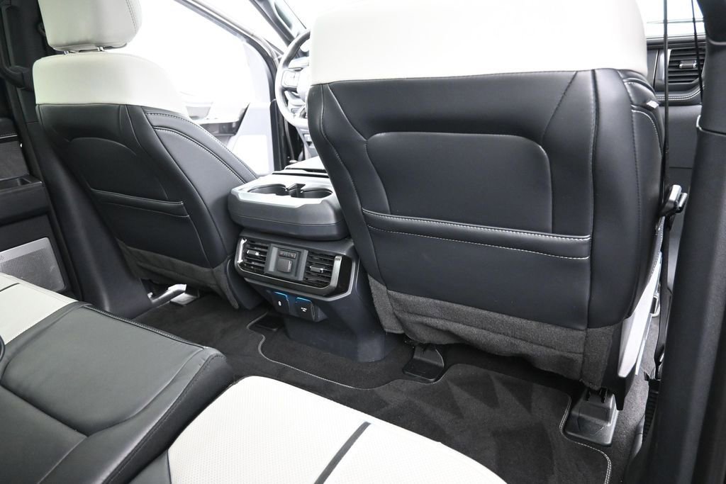 Used 2024 Ford F150 Lightning Platinum AWD/4WD image 24