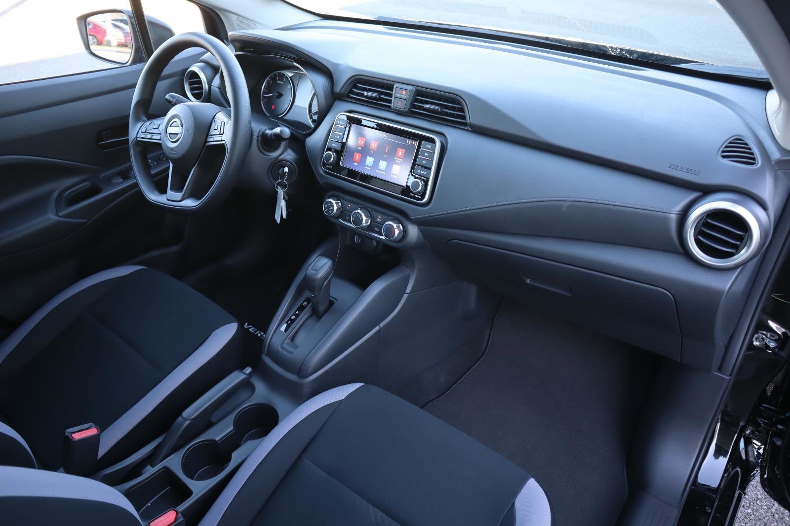 Used 2025 Nissan Versa S w/ Trunk Package FWD image 40