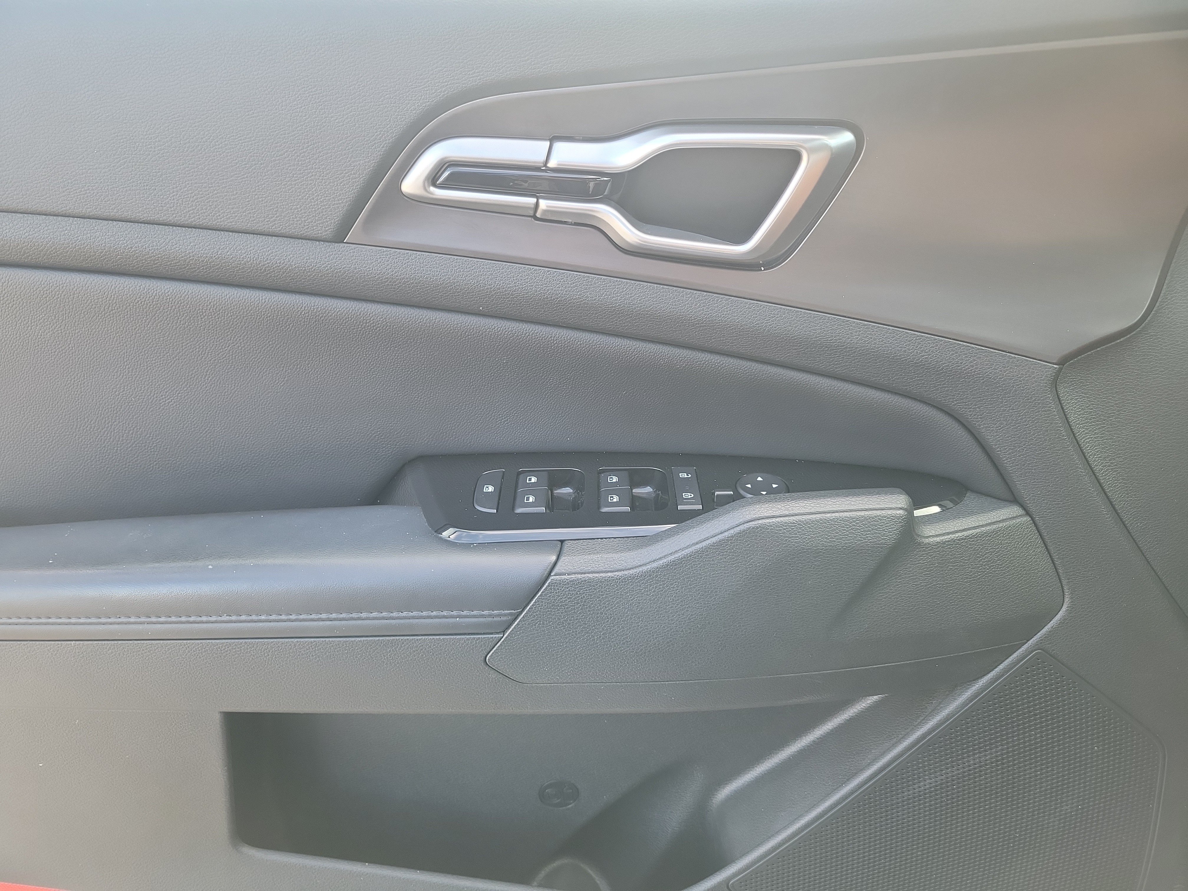 Used 2023 Kia Sportage EX FWD image 33