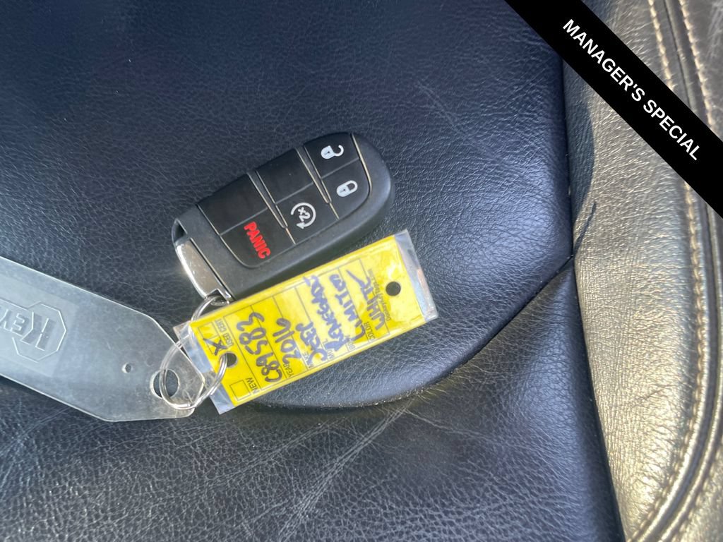 Used 2016 Jeep Renegade Limited FWD image 25