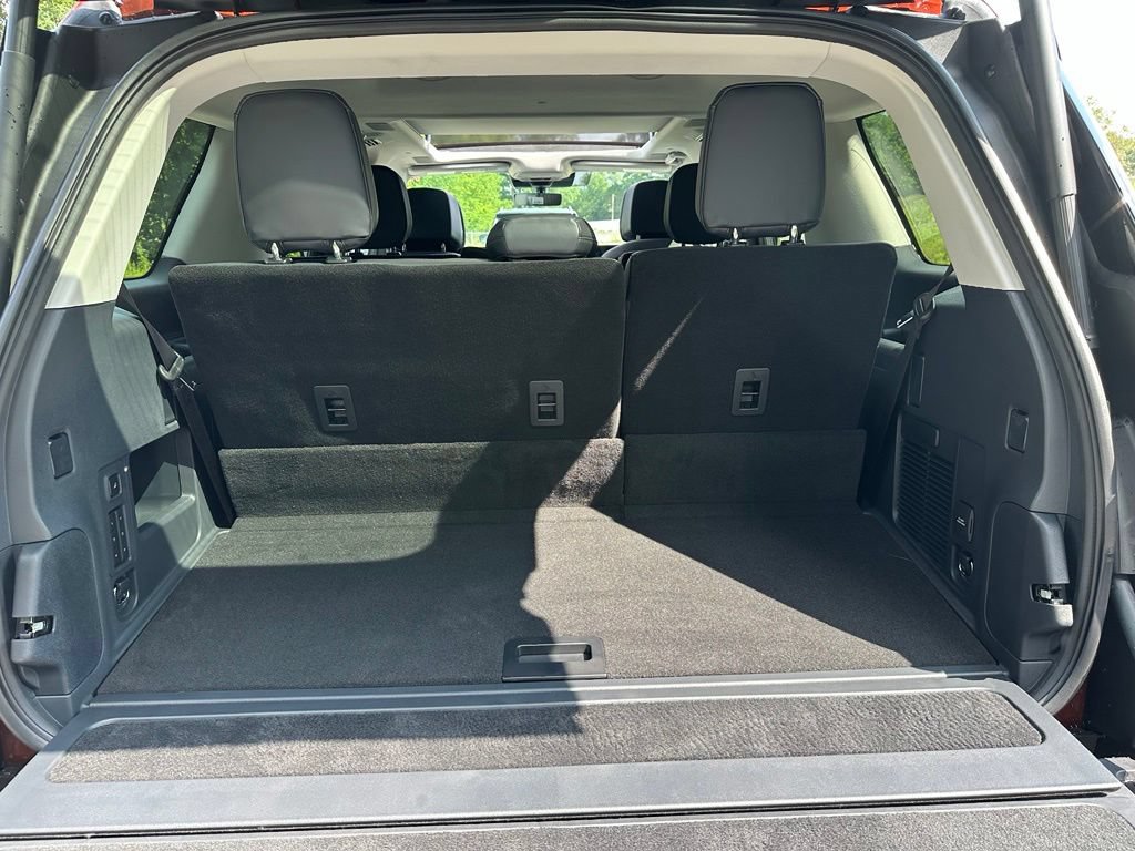 New 2027 Lincoln Navigator Reserve AWD/4WD image 27