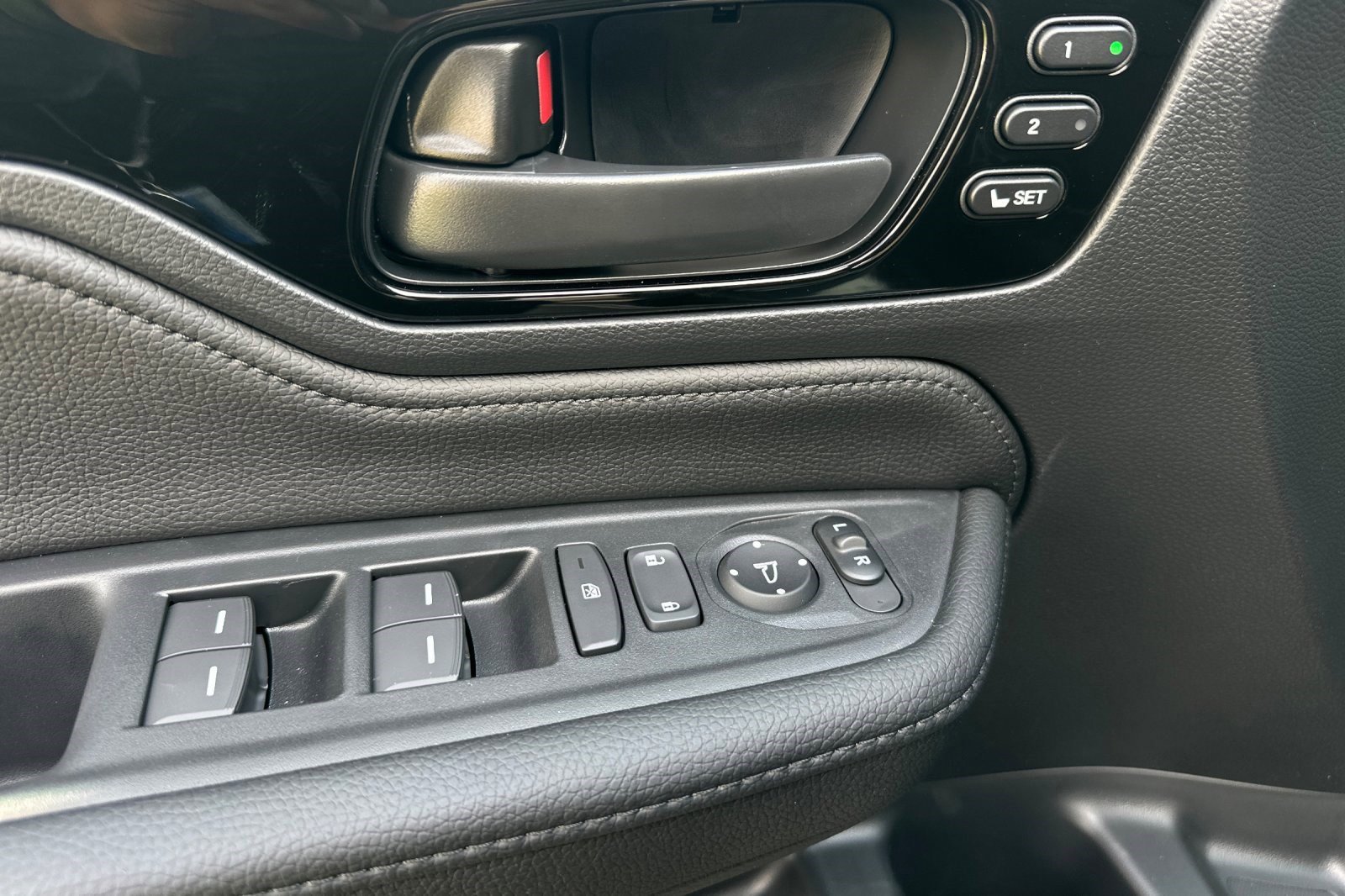 New 2026 Honda Odyssey Touring image 28