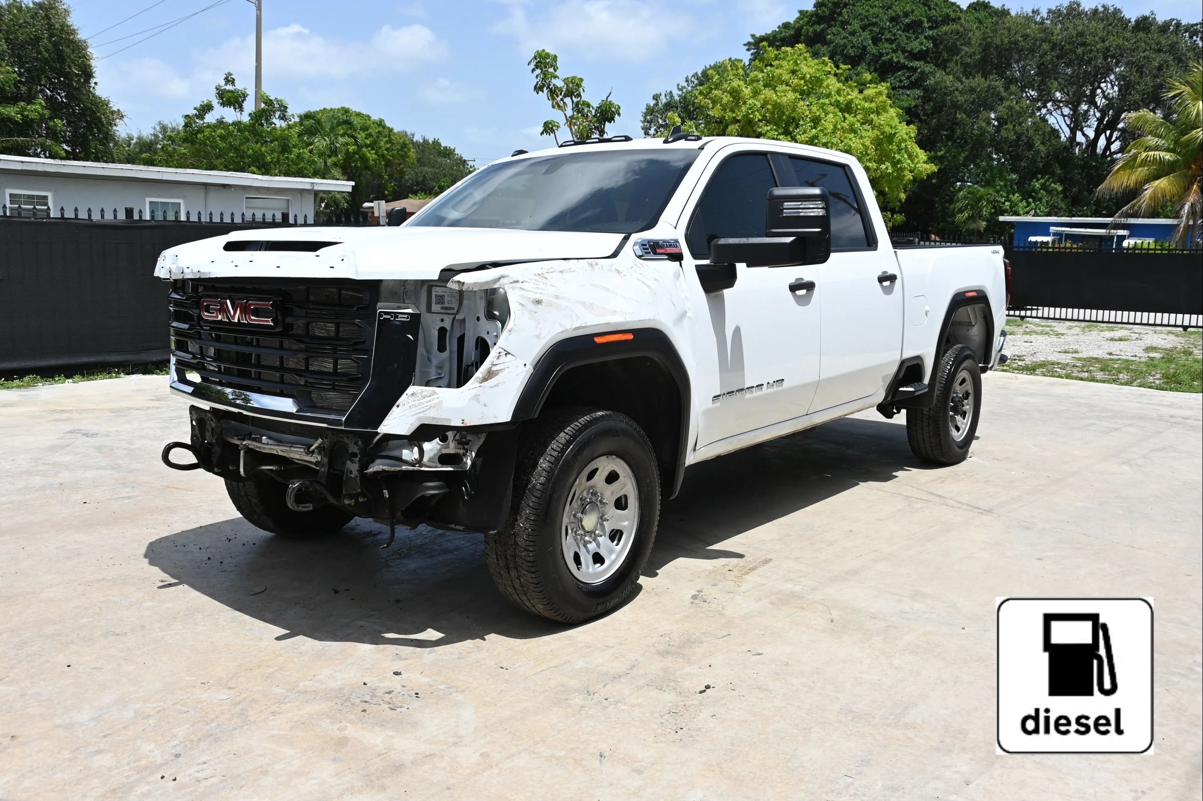 Used 2025 GMC Sierra 2500 Pro w/ Convenience Package AWD/4WD image 1