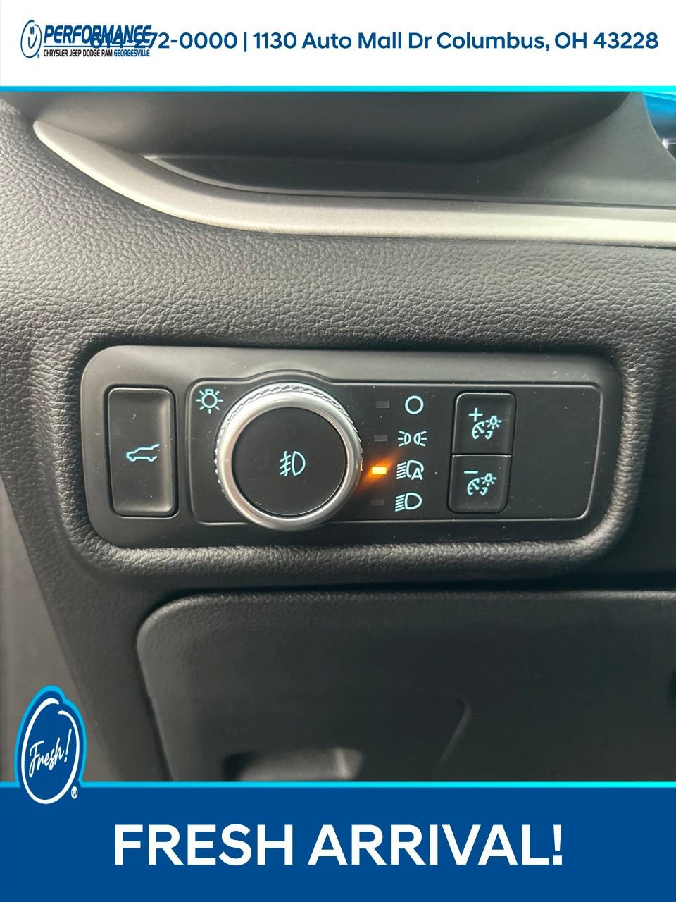 Used 2022 Ford Explorer XLT AWD/4WD image 19
