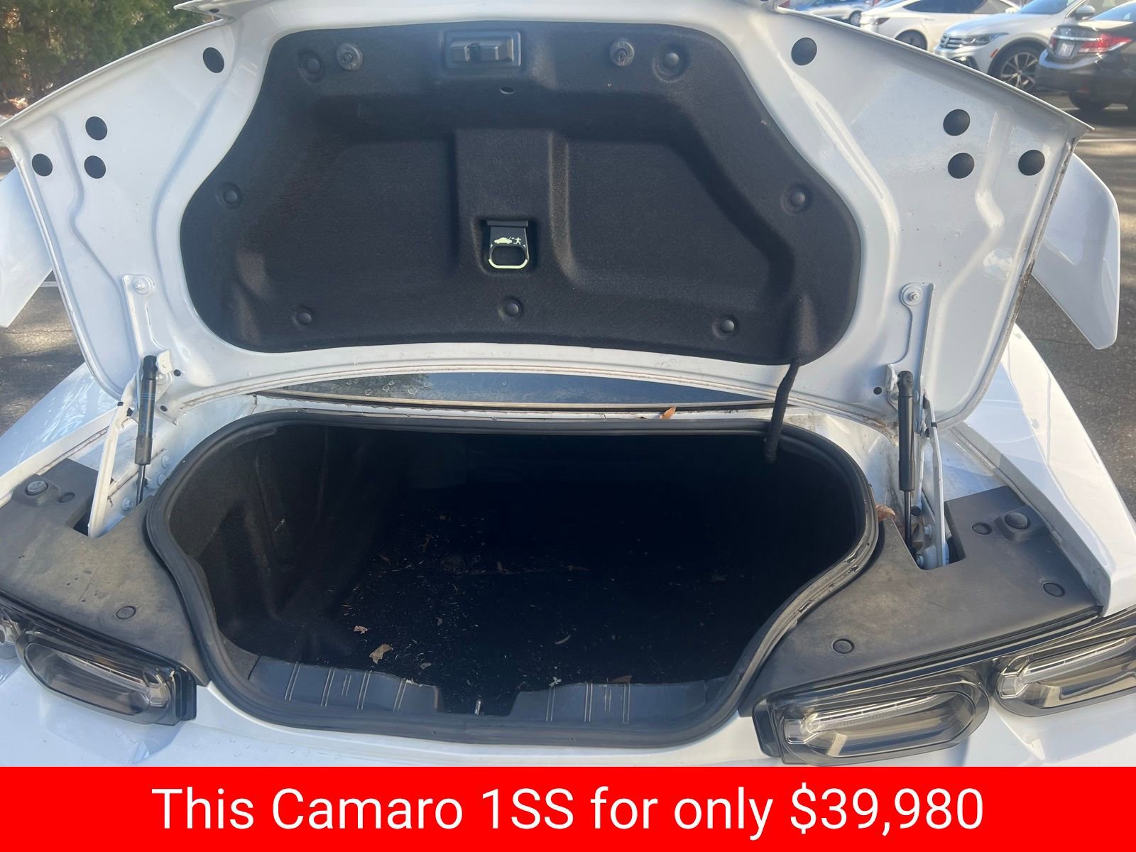 Used 2021 Chevrolet Camaro SS image 28