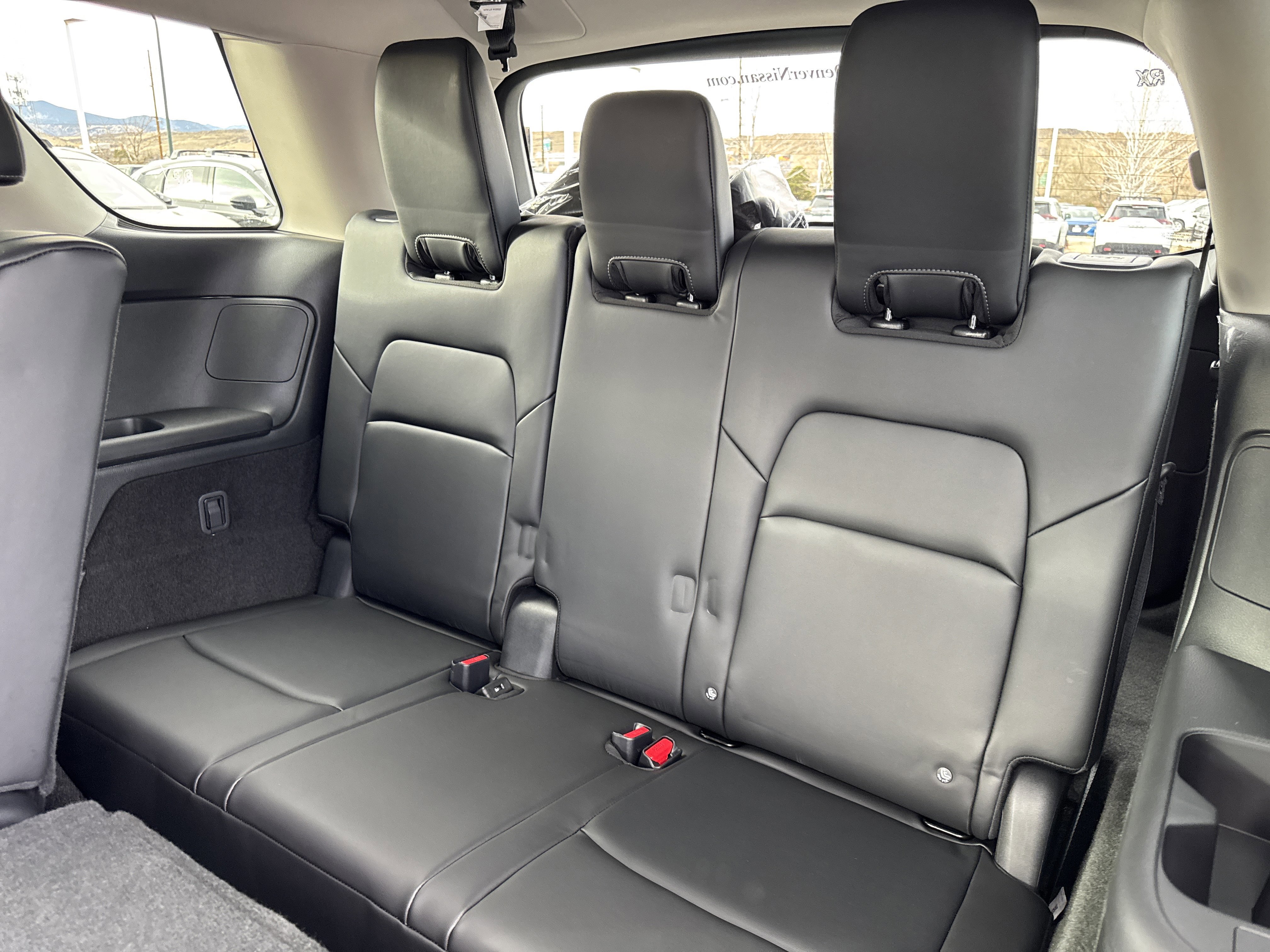 New 2026 Nissan Pathfinder SL image 18