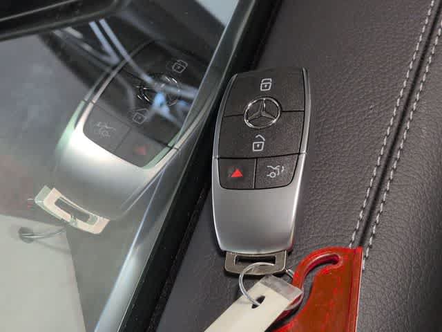 New 2026 Mercedes-Benz GLB 250 4MATIC image 34