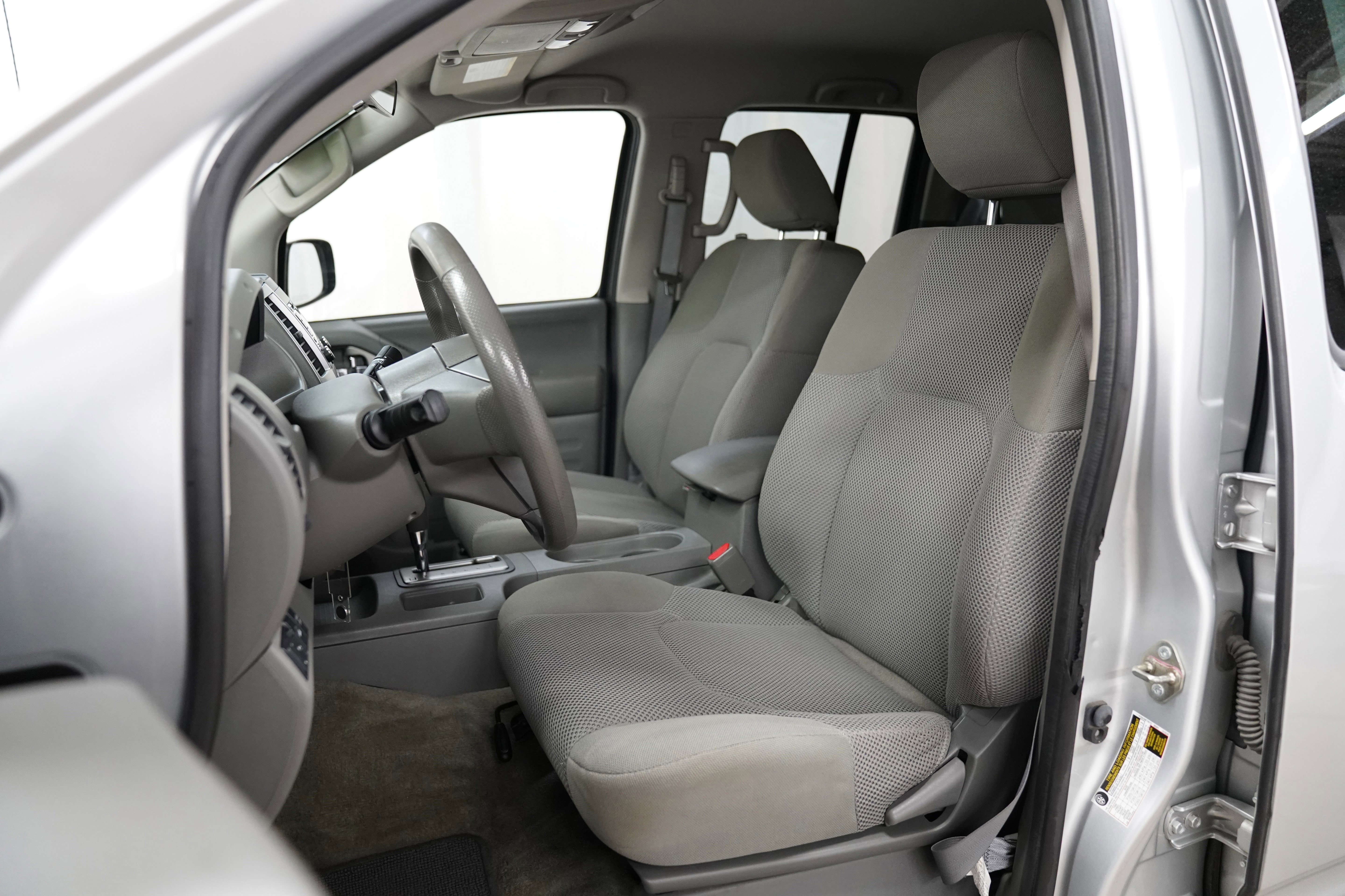 Used 2018 Nissan Frontier SV AWD/4WD video 4
