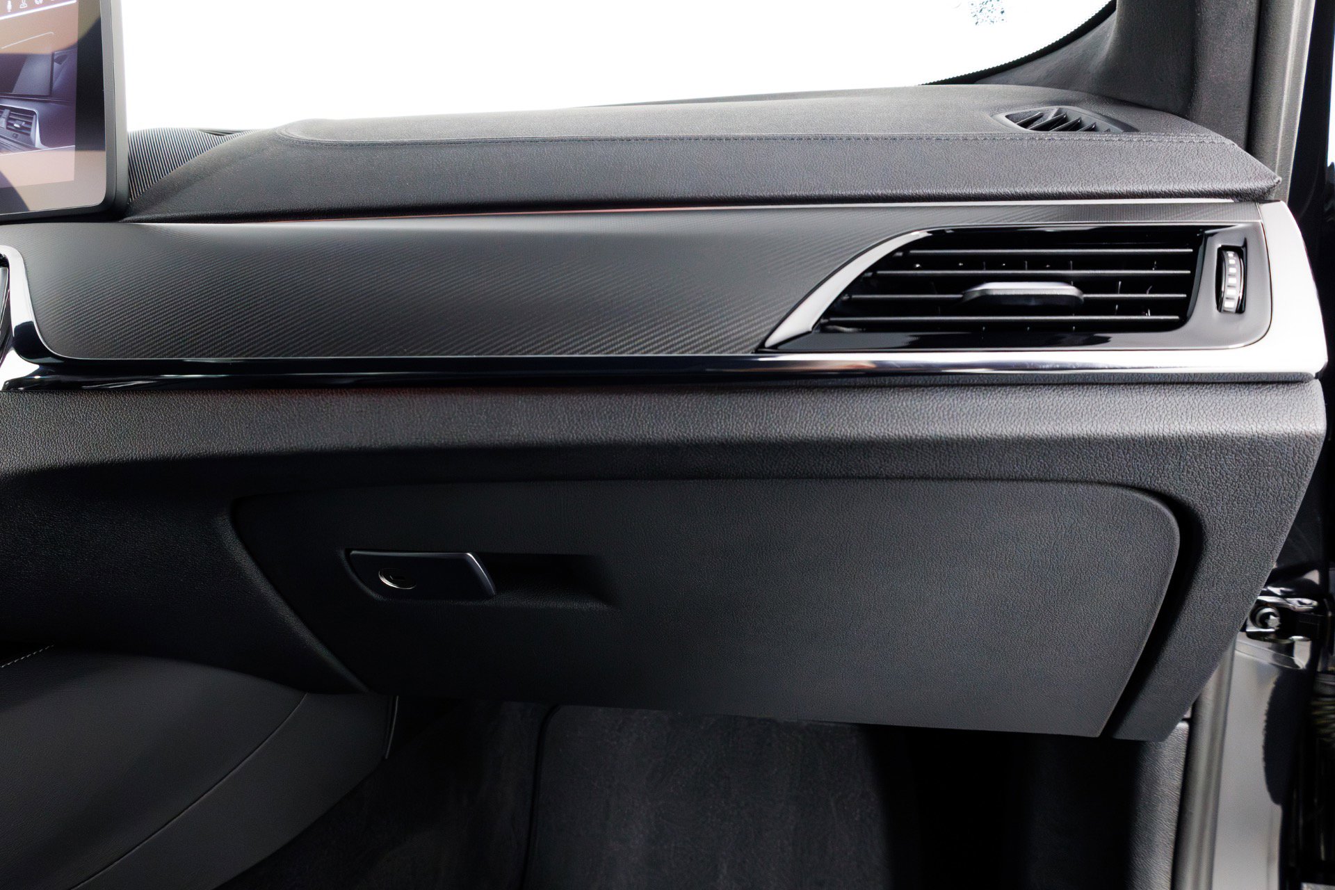 Used 2023 BMW M5 w/ Executive Package image 34