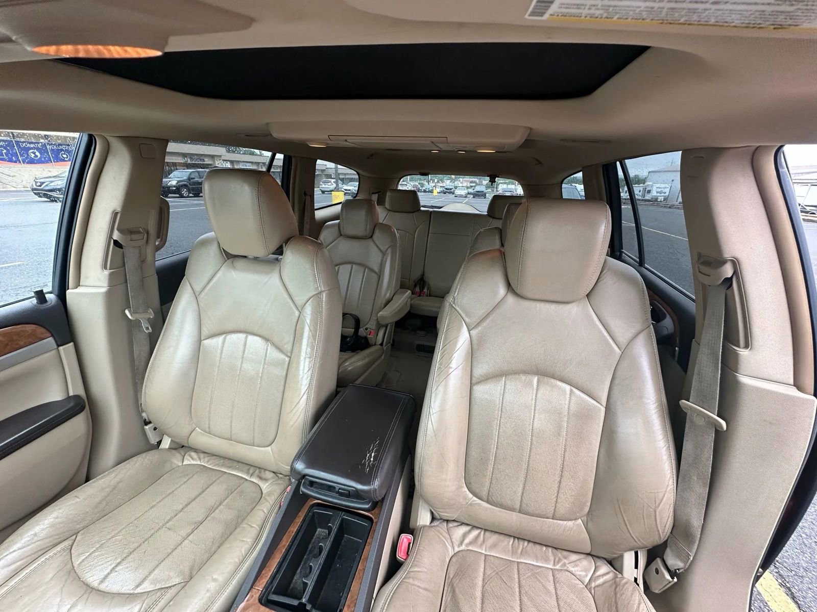 Used 2009 Buick Enclave CXL w/ Entertainment Package #2 image 24