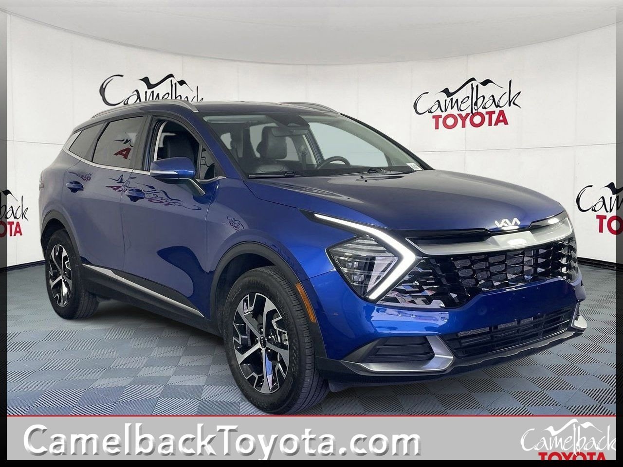 Used 2025 Kia Sportage EX