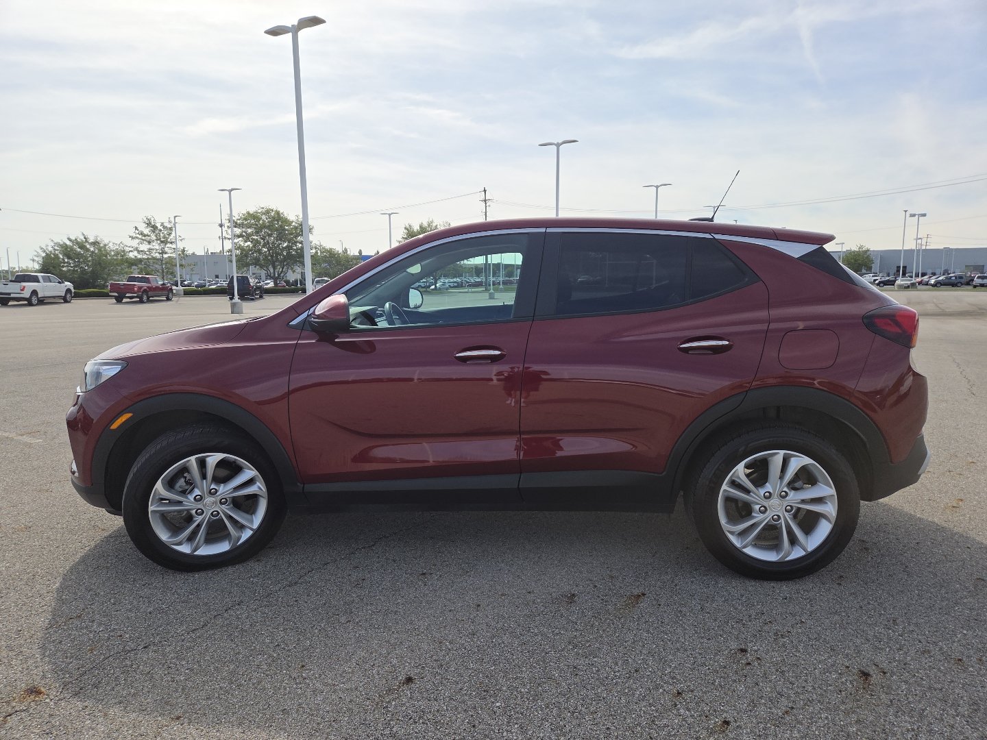 Used 2023 Buick Encore GX Preferred w/ Cold Weather Comfort Package AWD/4WD image 13