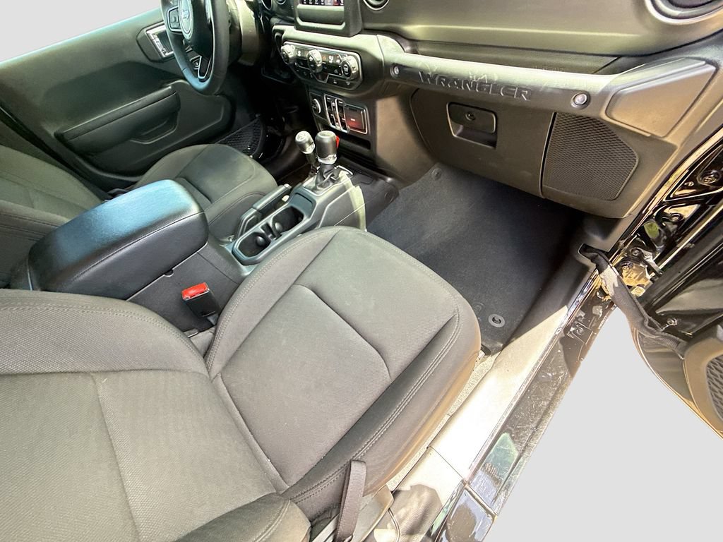Certified 2023 Jeep Wrangler Unlimited AWD/4WD image 33