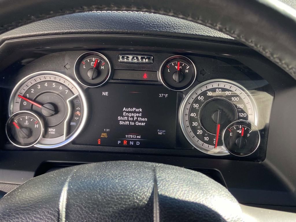 Used 2018 RAM 1500 Laramie image 37