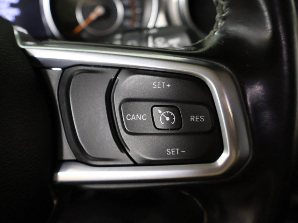 Used 2021 Jeep Wrangler Unlimited Sahara w/ Dual Top Group AWD/4WD image 36