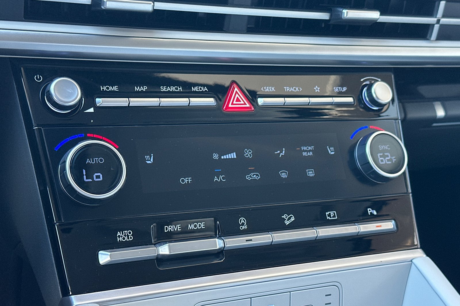 New 2027 Hyundai Santa Fe SEL FWD image 20