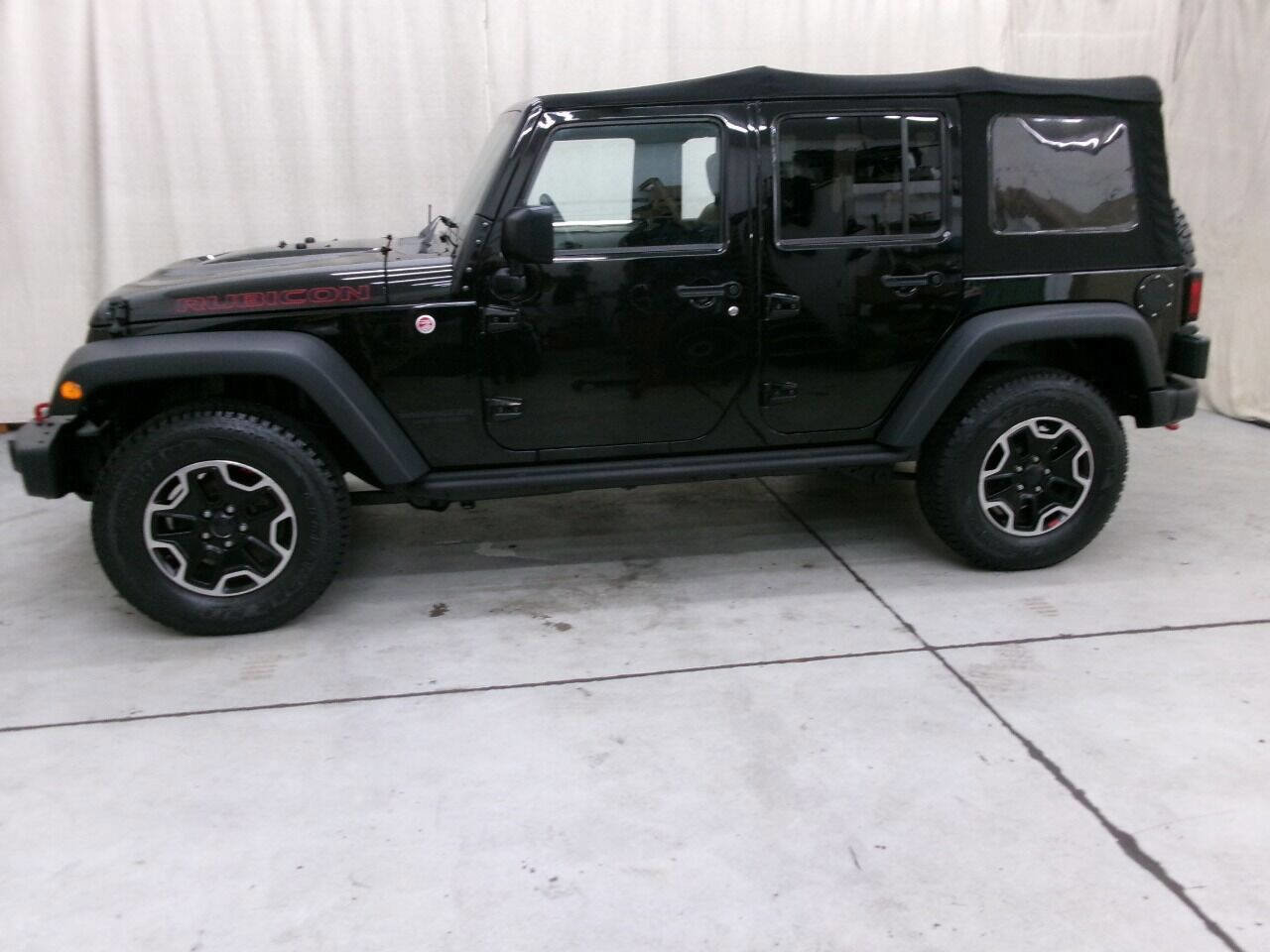 Used 2016 Jeep Wrangler Unlimited Rubicon image 5