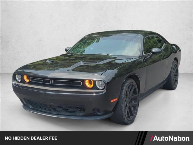 Used 2016 Dodge Challenger SXT RWD video 1
